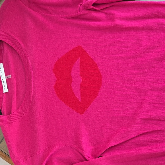 Trina Turk Fuchsia Sweater with Red Lips Design - Picture 1 of 5